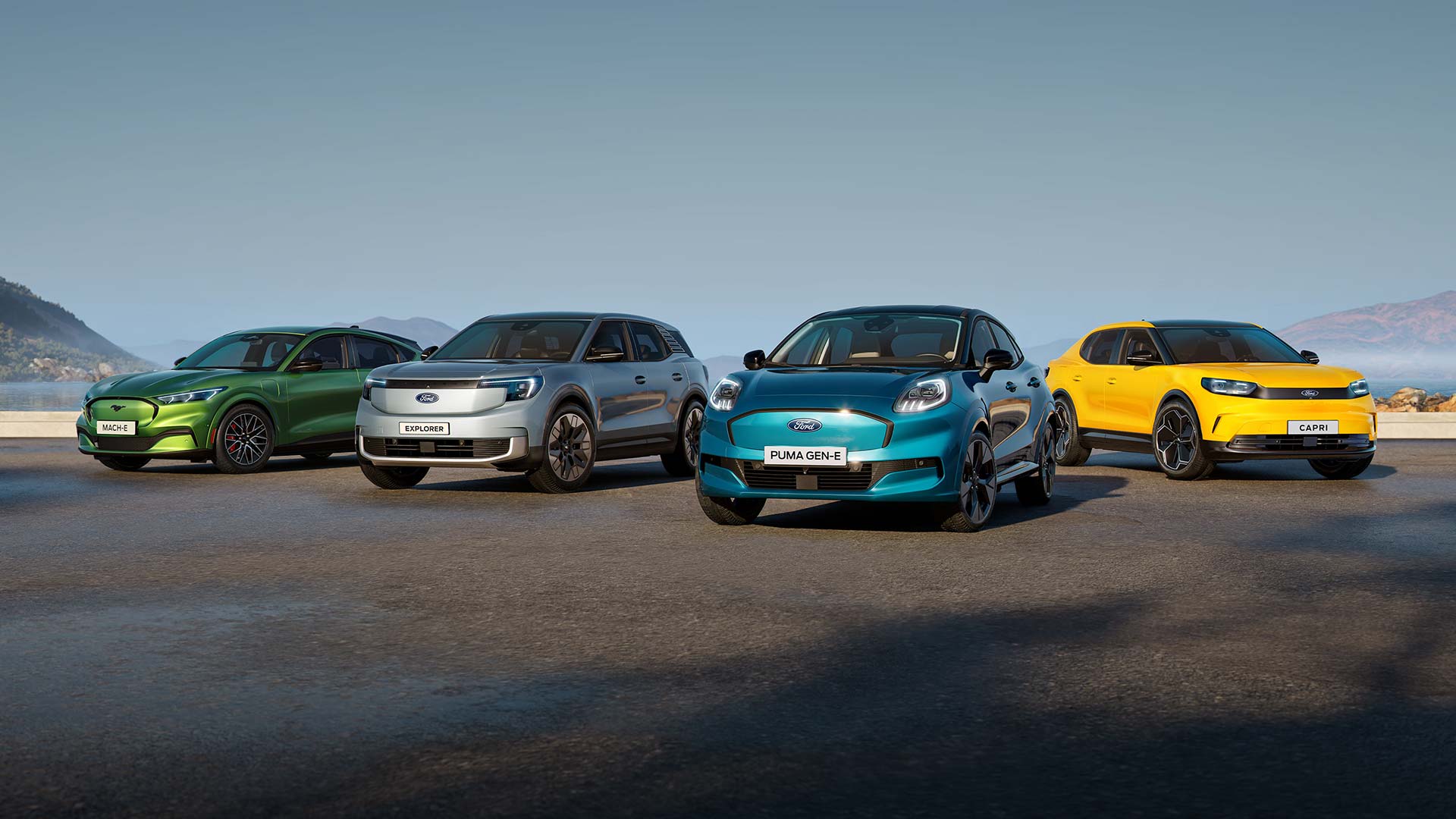 Une Ford Mustang Mach-E, un Ford Explorer, une Ford Capri et un Ford Puma Gen-E garées dans une rue.