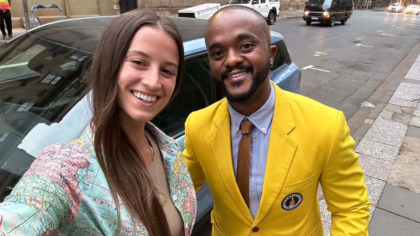 Contrôle par un représentant officiel de RecordSetter Yellow Jacket à Johannesburg