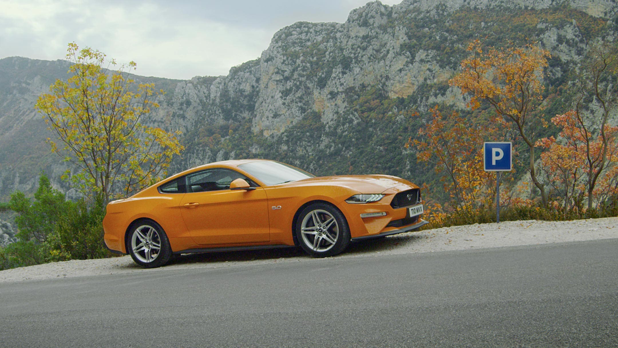 La Ford Mustang en montée. 