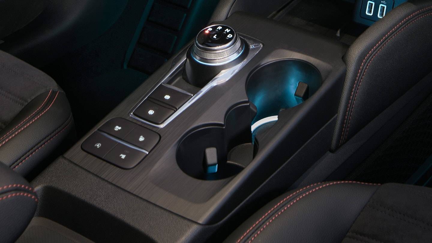 Ford Kuga. Vue détaillée de l’Electronic Shifter (commutateur rotatif)