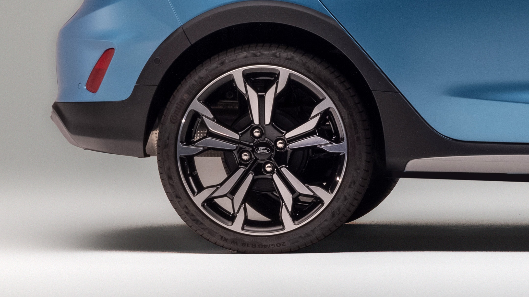 Ford Fiesta - Alerte en amont en cas de perte de pression des pneus