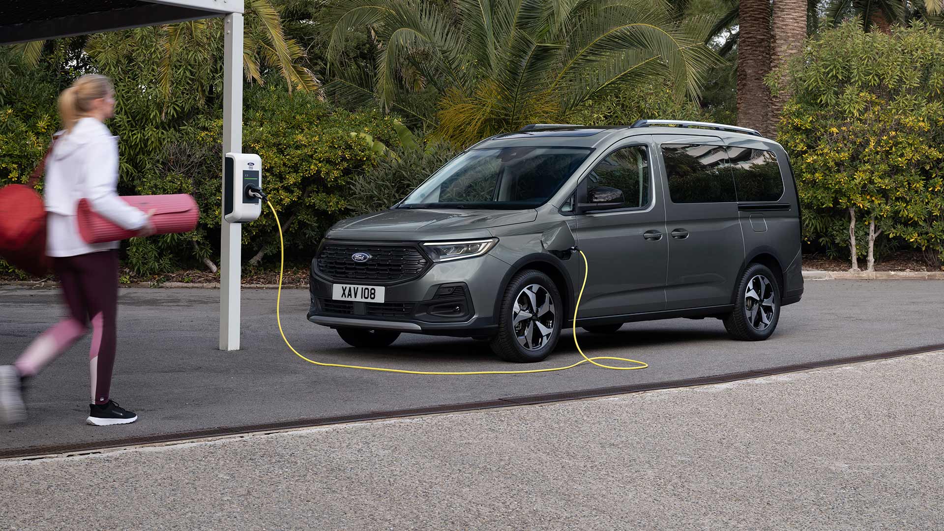 Vue avant d'un Ford Tourneo Connect.