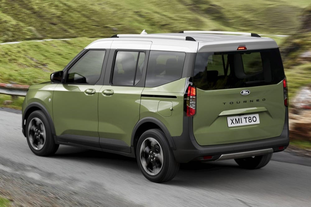 Ford Tourneo Courier driving back view
