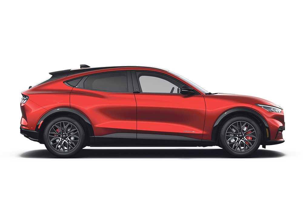 Ford Mustang Mach-E rouge, de la gamme SUV Ford.