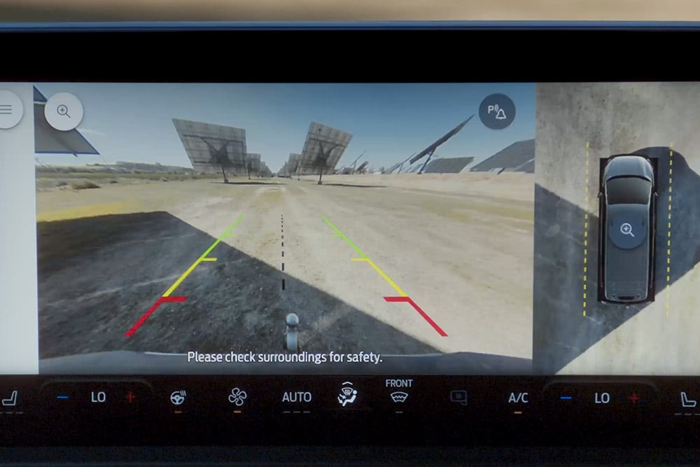 Vue caméra à 360 degrés du tout nouveau Tourneo Custom