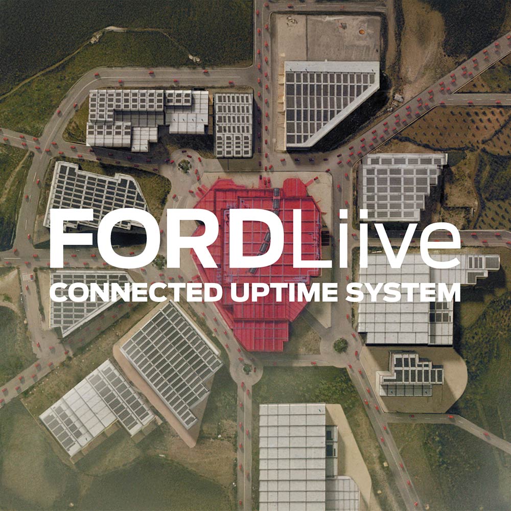 Vue aérienne d'une usine Ford avec le logo FordLiive.