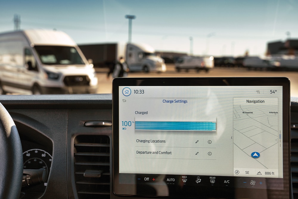 Tableau de bord Ford Transit Custom avec indicateur d'état de charge. 