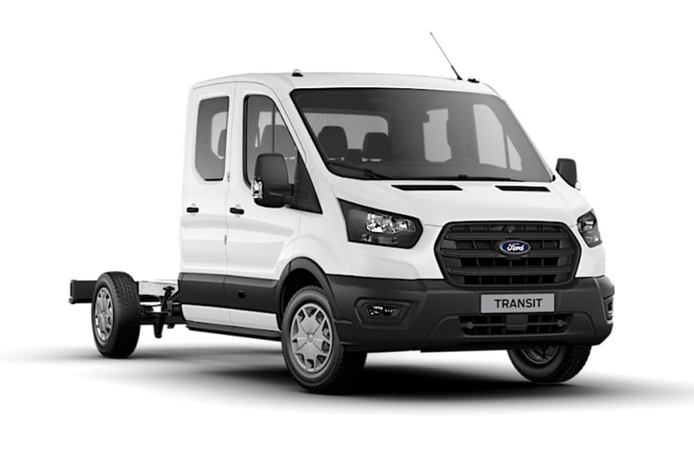 Fourgon châssis cabine Ford Transit Trend à cabine double de couleur blanche, sur fond blanc.