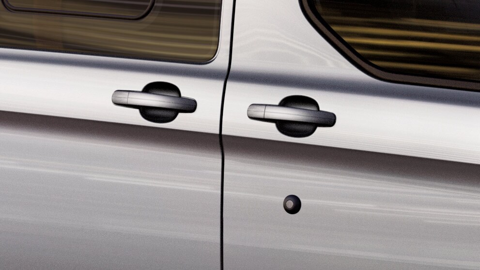 Ford Transit Custom, vue détaillée de la serrure de porte côté passager